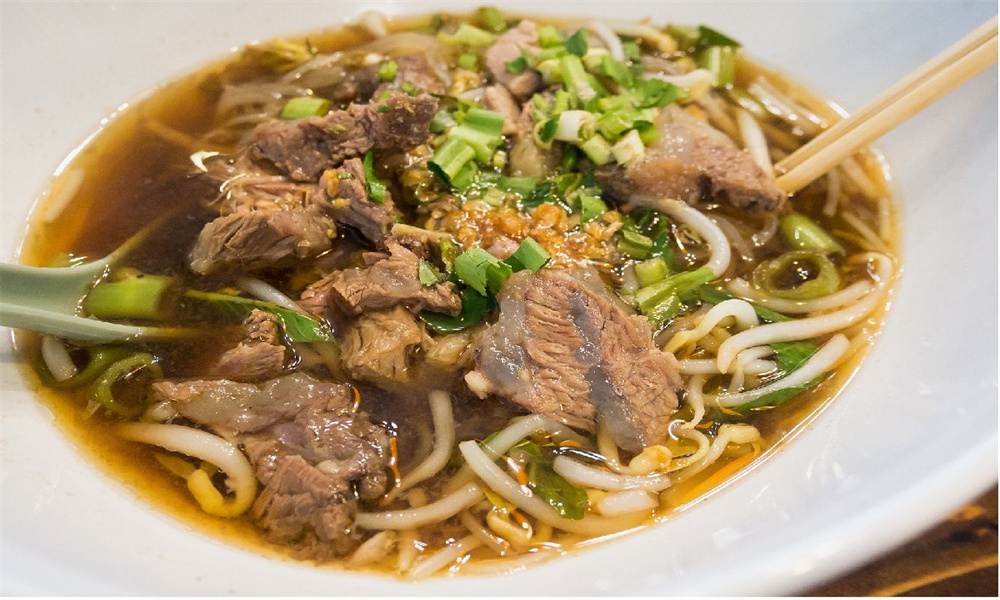 食堂承包雖然投資小，但產(chǎn)出卻很大