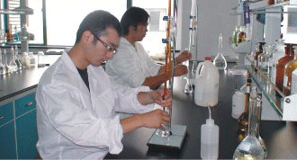 食堂承包積極發(fā)展提升我國(guó)企業(yè)、學(xué)校學(xué)生食堂飯菜的健康及營(yíng)養(yǎng)搭配